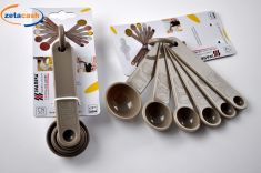 DOSATORE CON ANELLI 6 PEZZI IN PLASTICA IMPILABILI