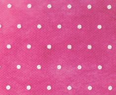 BOBINA IN TNT ROSA CICLAMINO CON I POIS BIANCHI CM 80 X 9MT