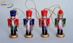 SOLDATINO SCHIACCIANOCI IN LEGNO