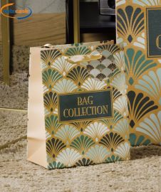 BUSTA REGALO IN CARTA 23 X 18 CM