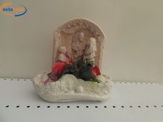 GROTTA CON PADRE PIO E FAMIGLIA