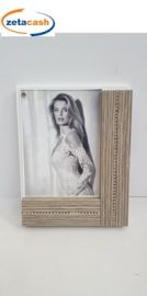 PORTAFOTO IN LEGNO BIANCO E TORTORA ZEBRATO CM 20x25