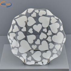 PIATTO PICCOLO IN PET CON CUORI BIANCHI