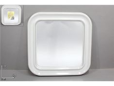 SPECCHIO DA BAGNO QUADRATO CON CORNICE BIANCA