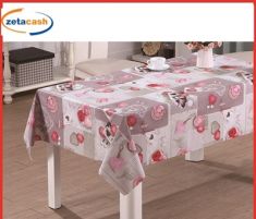 TOVAGLIA IN PVC CON ROSE E FIORI VEND A METRO
