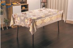 TOVAGLIA IN PVC CON ROSE GRANDI ROSSE/ARGENTO VEND A METRO