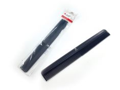 PETTINE BARBIERE NERO CON DENTI STRETTI E LARGHI.