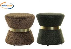 POUF IN VELLUTO MACULATO CON FASCIA IN METALLO ORO